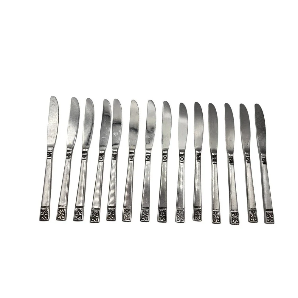 Custom Design CUD1 Lot‎ of 14 Butter Knives Stainless